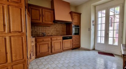 House 4 rooms of 110 m² in Moussy (51530)