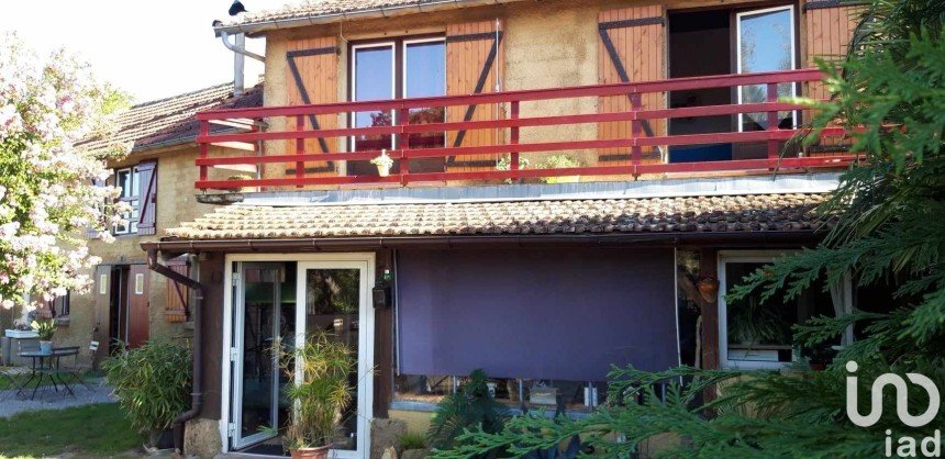 Maison de campagne 6 pièces de 132 m² à Monlezun-d'Armagnac (32240)