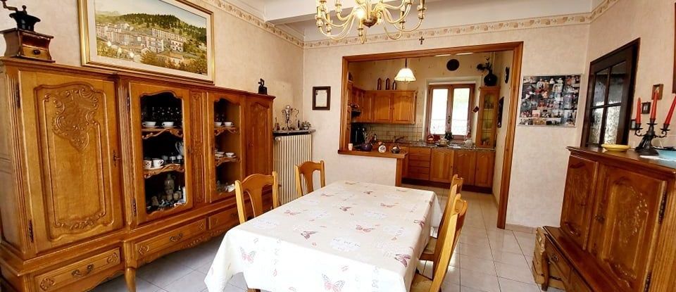 House 7 rooms of 140 m² in Mont-Saint-Martin (54350)