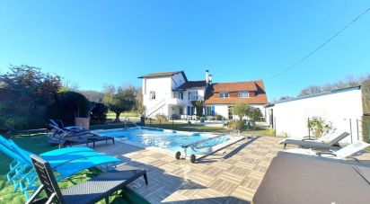 House 11 rooms of 466 m² in Lourdes (65100)