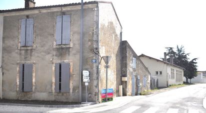 Maison 3 pièces de 82 m² à Saint-Hilaire-de-Villefranche (17770)