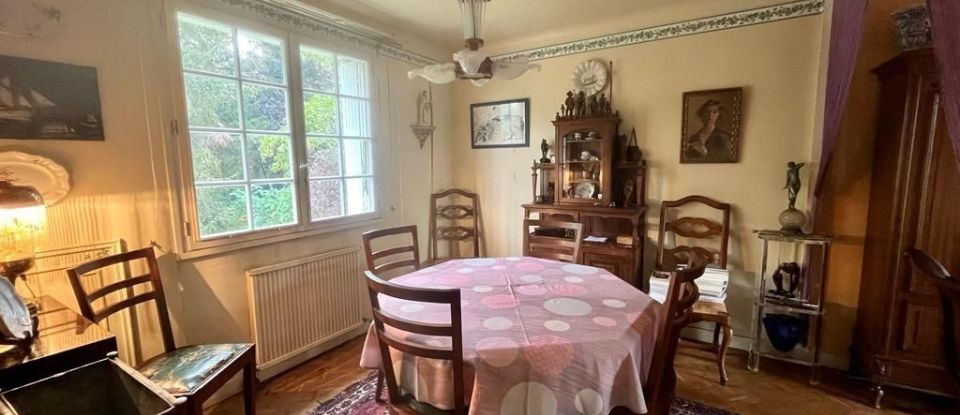 Traditional house 5 rooms of 107 m² in Nantes (44300)
