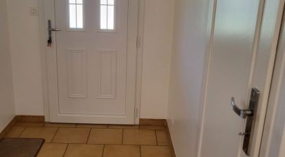 House 5 rooms of 100 m² in Trizay (17250)