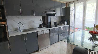 Appartement 4 pièces de 81 m² à Neuilly-sur-Marne (93330)