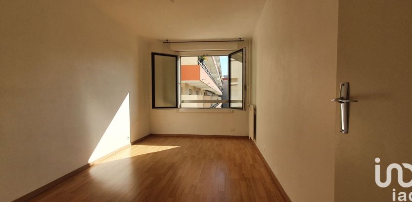 Apartment 5 rooms of 99 m² in Sens (89100)