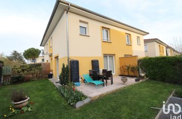 House 4 rooms of 77 m² in Gerzat (63360)