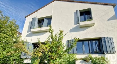 House 7 rooms of 142 m² in Eaubonne (95600)
