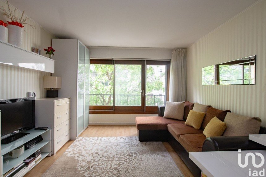 Appartement 1 pièce de 26 m² à Paris (75017)