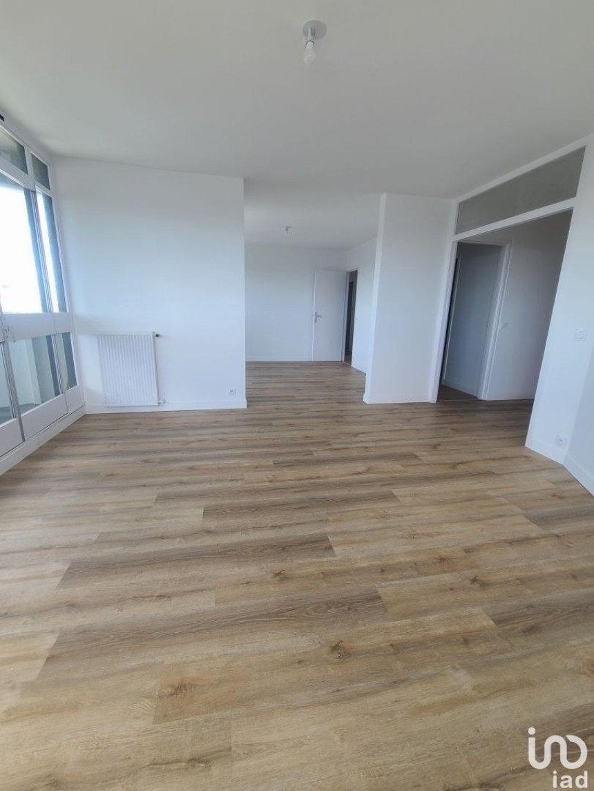 Appartement 4 pièces de 81 m² à Nantes (44200)