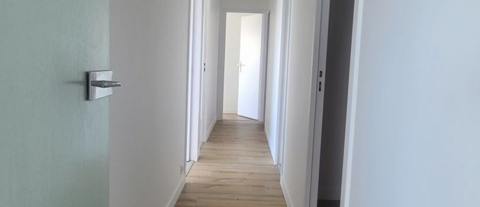 Apartment 4 rooms of 81 m² in Nantes (44200)
