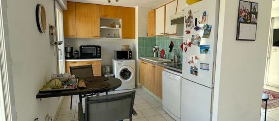 Apartment 3 rooms of 70 m² in Cavalaire-sur-Mer (83240)