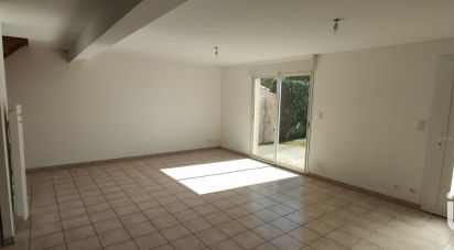 House 4 rooms of 91 m² in Ibos (65420)