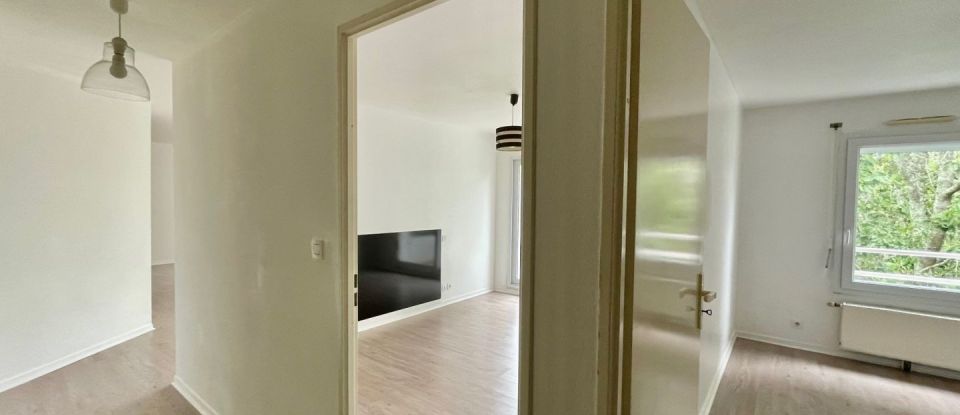 Apartment 3 rooms of 75 m² in Vannes (56000)