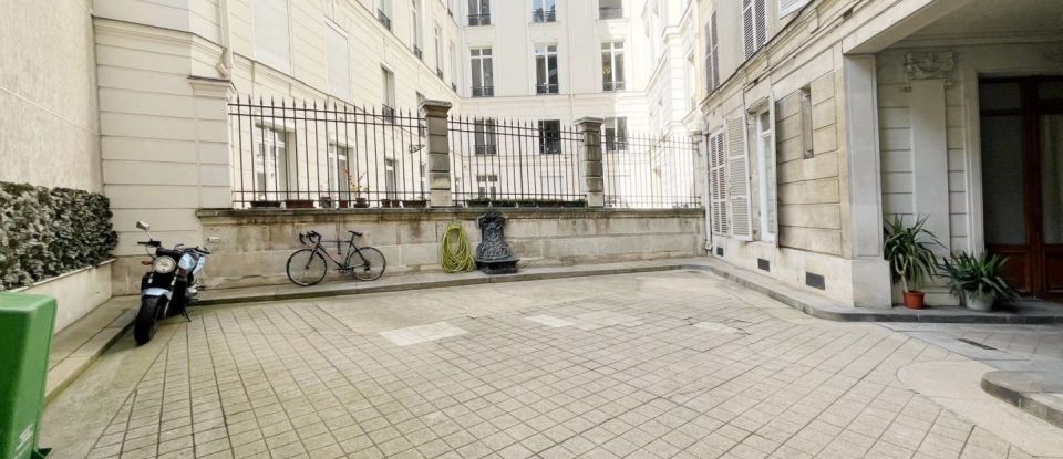 Appartement 2 pièces de 17 m² à Paris (75008)