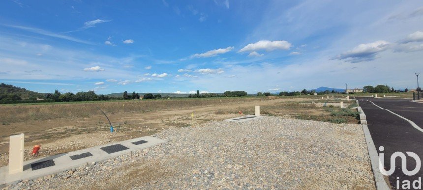 Land of 400 m² in Piolenc (84420)