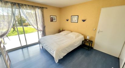 House 7 rooms of 196 m² in Lescar (64230)