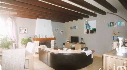 House 8 rooms of 225 m² in La Crèche (79260)