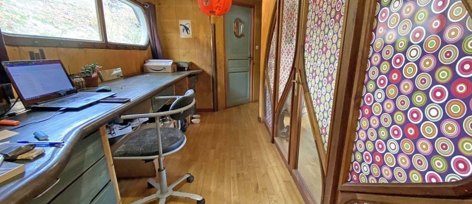 House boat 7 rooms of 250 m² in Villeneuve-la-Garenne (92390)