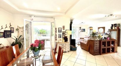 House 6 rooms of 258 m² in Saint-Georges-d'Orques (34680)