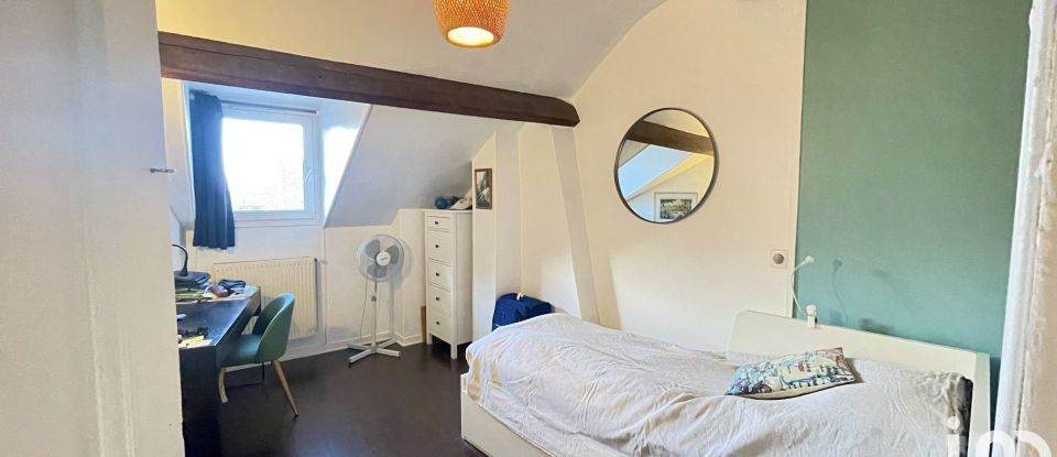 Apartment 5 rooms of 102 m² in Melun (77000)