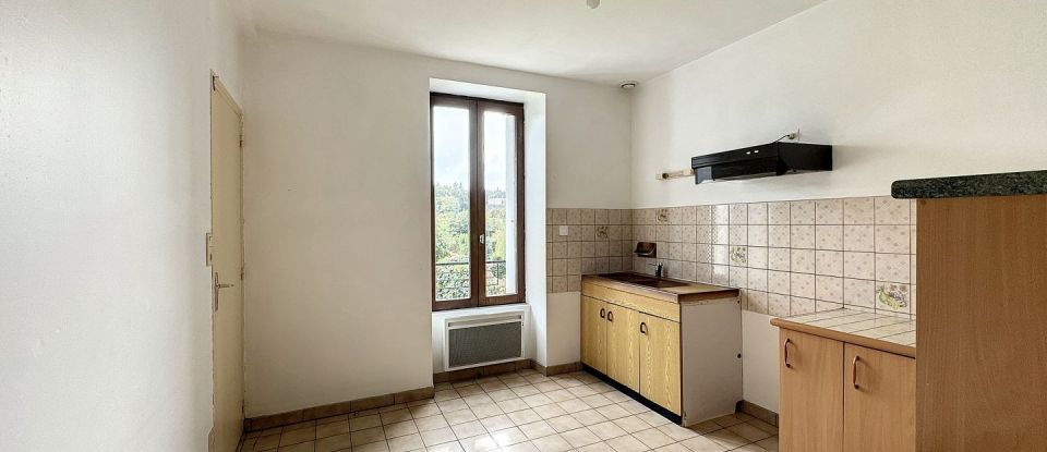 House 5 rooms of 95 m² in Bains-sur-Oust (35600)