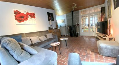 House 4 rooms of 106 m² in Limours (91470)