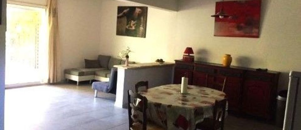 House 10 rooms of 350 m² in Beaucaire (30300)