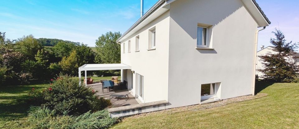 Maison 7 pièces de 147 m² à Évaux-et-Ménil (88450)