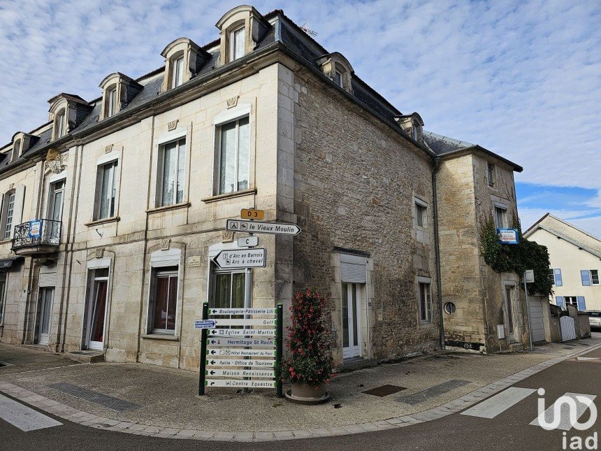 Maison 6 pièces de 260 m² à Arc-en-Barrois (52210)