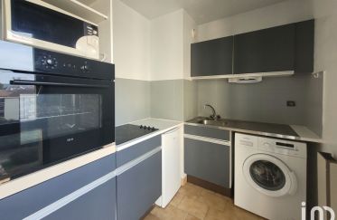 Appartement 1 pièce de 27 m² à Annecy (74000)