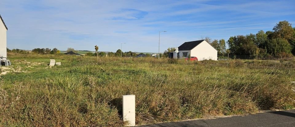 Land of 754 m² in Suippes (51600)