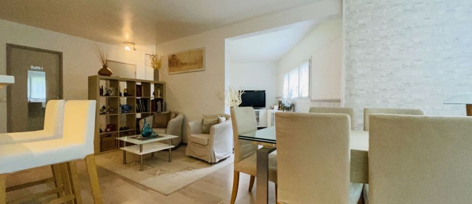 Appartement 4 pièces de 90 m² à Champs-sur-Marne (77420)