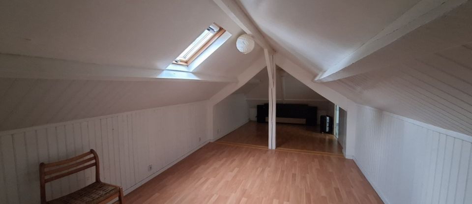 House 4 rooms of 97 m² in Grandvilliers (60210)