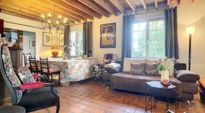 House 5 rooms of 113 m² in Quettehou (50630)