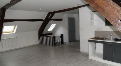 Apartment 3 rooms of 65 m² in Laon (02000)