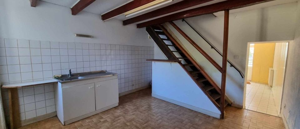 House 3 rooms of 84 m² in - (86700)