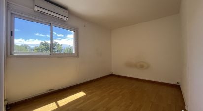 Apartment 6 rooms of 100 m² in Le Tampon (97430)