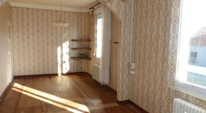 House 6 rooms of 116 m² in Nantes (44300)