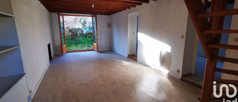 House 6 rooms of 106 m² in Massieu (38620)