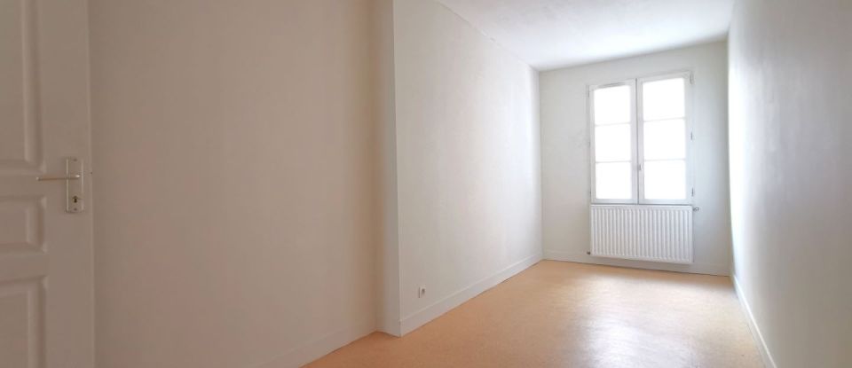 Appartement 3 pièces de 76 m² à Maintenon (28130)