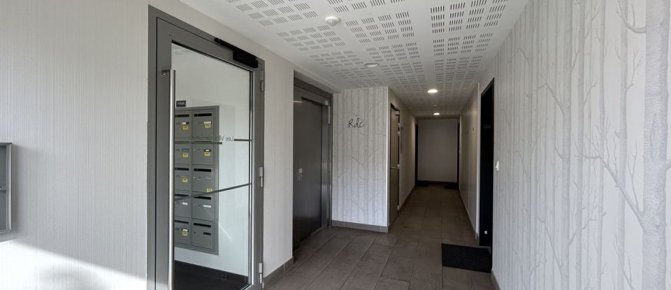 Apartment 4 rooms of 86 m² in Rezé (44400)