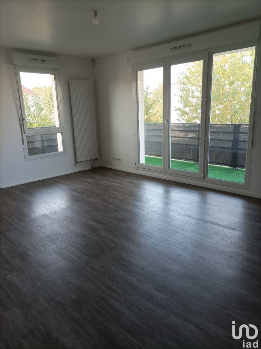 Apartment 3 rooms of 59 m² in Bouleurs (77580)