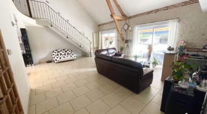 House 8 rooms of 307 m² in Sully-la-Chapelle (45450)
