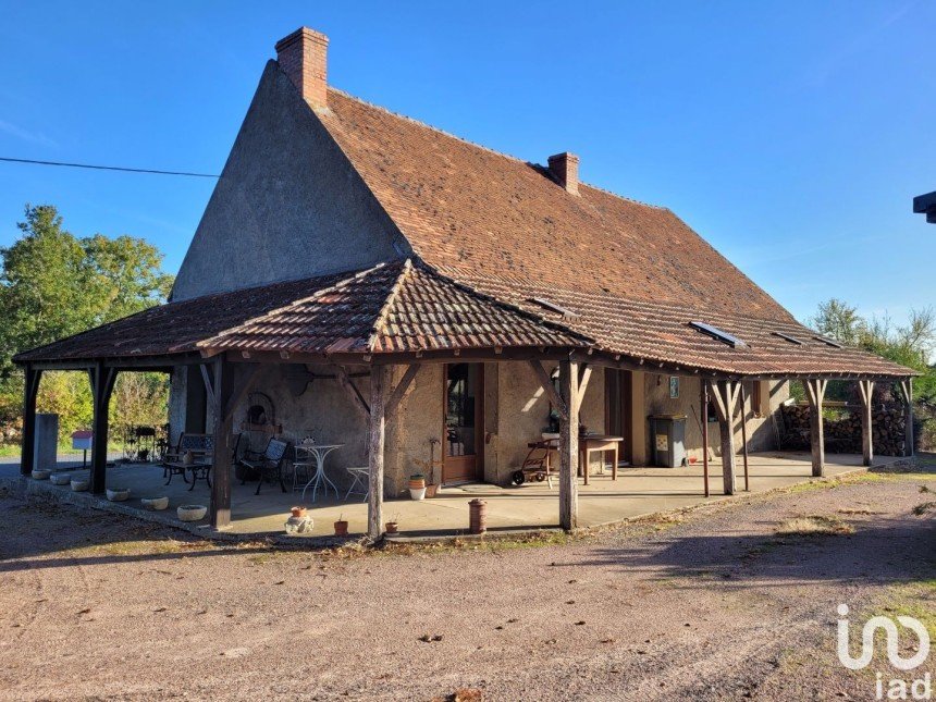 Country house 5 rooms of 124 m² in Sorbier (03220)
