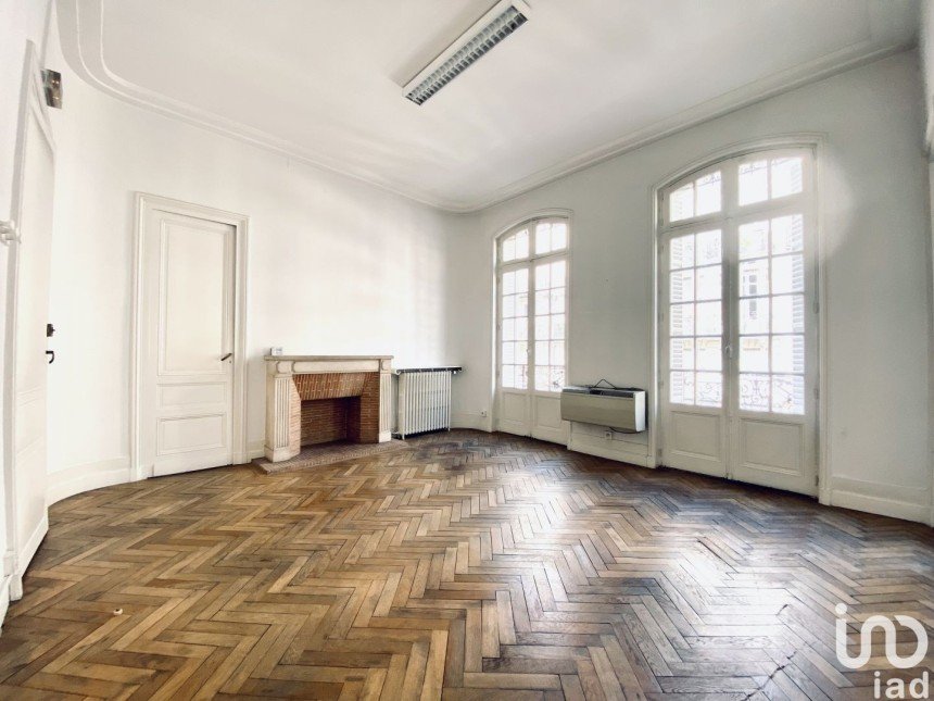 Bureaux de 250 m² à Bordeaux (33000)