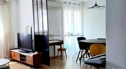 Apartment 3 rooms of 67 m² in Toulon (83000)