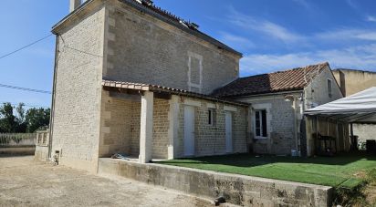 House 12 rooms of 350 m² in Xambes (16330)