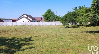 Land of 1,760 m² in Saint-Martin-aux-Champs (51240)