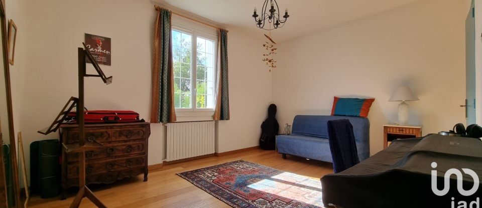 House 7 rooms of 165 m² in Prigonrieux (24130)