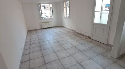 House 4 rooms of 90 m² in Compiègne (60200)